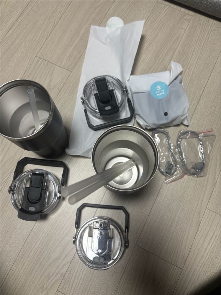 캐리보틀 텀블러 팝니다 2개세트 630ml 블랙--2