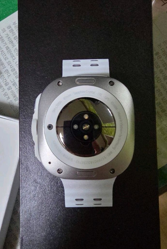 갤럭시 워치 울트라 47mm 티타늄 풀박스--3