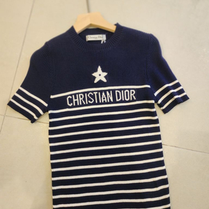 디올 마리니에르 스트라이프 반팔 니트