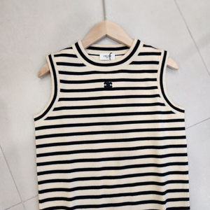 셀린느 스트라이프 울 니트 조끼