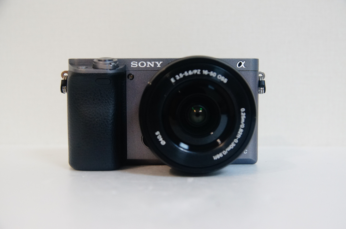 [소니] A6000 그레이 미러리스 카메라 팝니다.--1