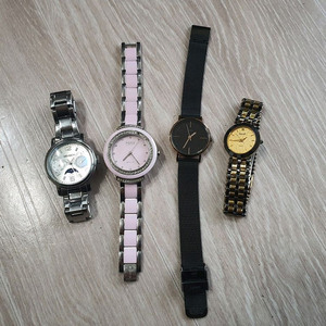 여성시계 4개