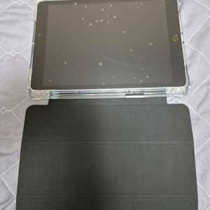 아이패드 9세대 64GB + 케이스 세트 이미지