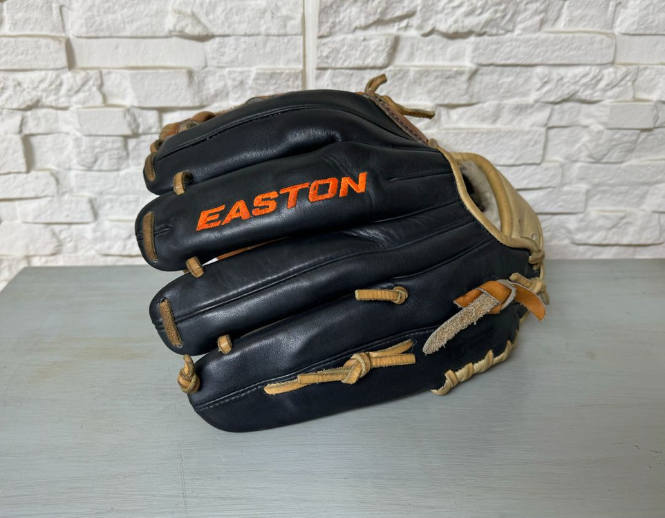 이스턴 알렉스 브레그먼 내야 11.75인치 야구 글러브 이미지