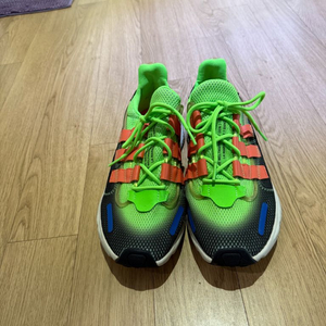 아디다스 렉시콘(LXCON) 형광 운동화 275