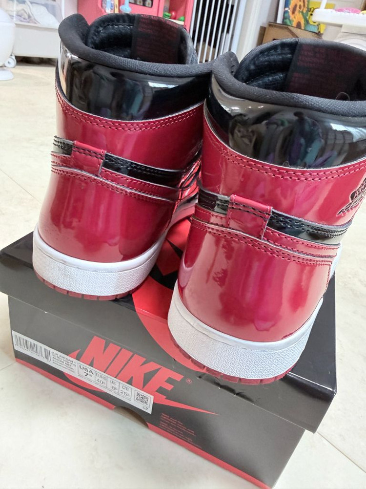 나이키 에어 조던 1 브레드 페이던트 255mm--4