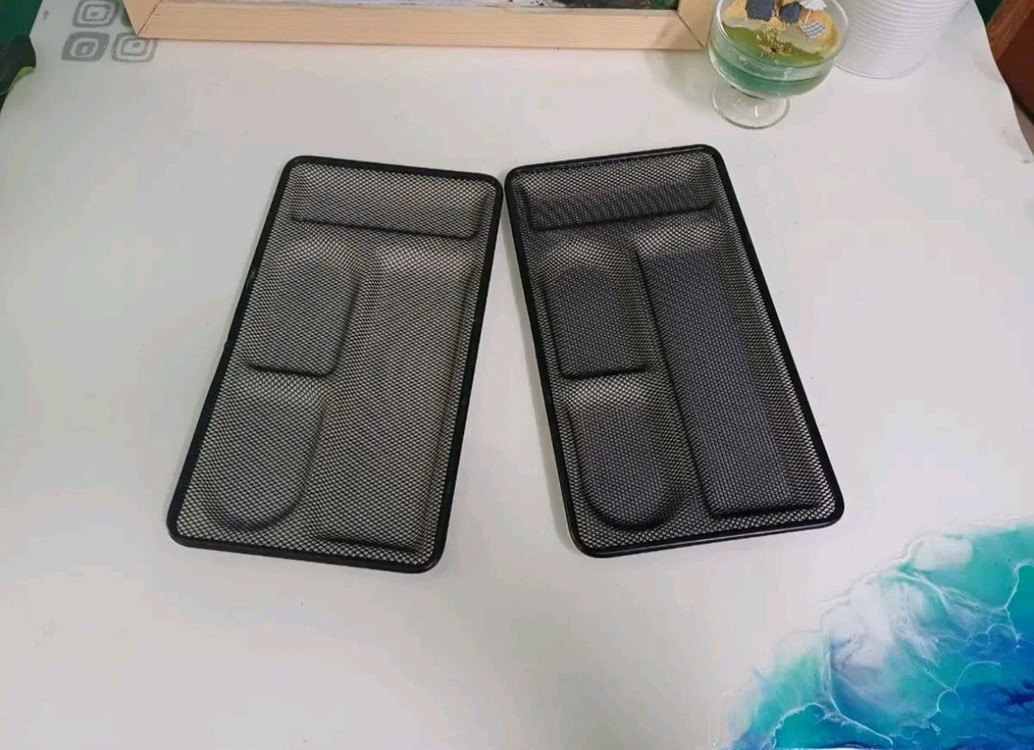 철제 메쉬 수납 트레이 혹은 철제 캠핑용 트레이 2개일괄--1