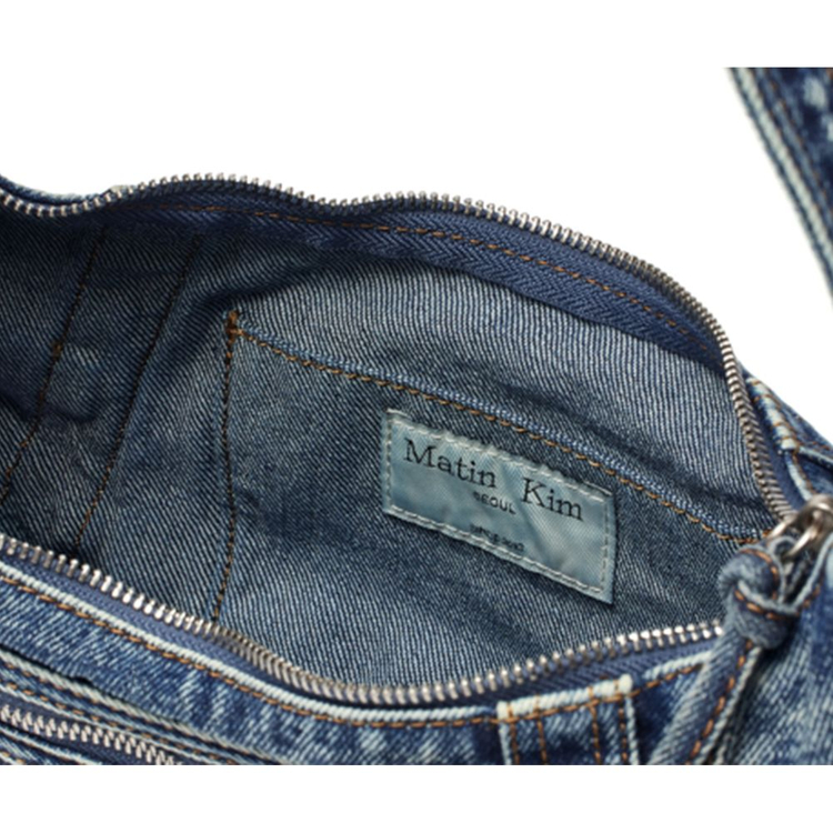 {새상품}마뗑킴 워시드 데님 미니 호보백 블랙 마땡킴--2