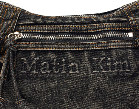 {새상품}마뗑킴 워시드 데님 미니 호보백 블랙 마땡킴--6