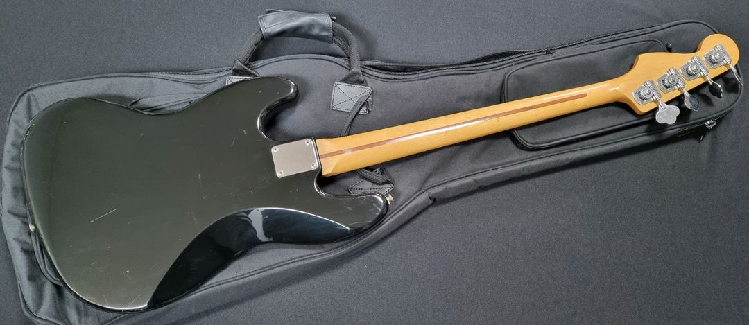 멕펜 재즈베이스기타--3