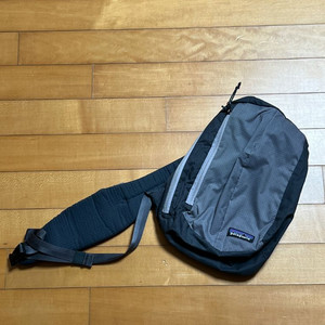 파타고니아 울트라라이트 블랙홀 슬링백