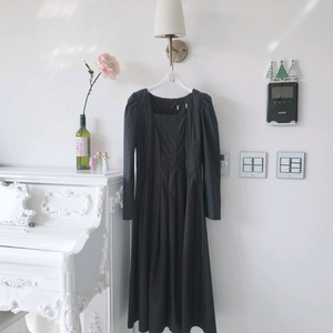 수입 티어드 블랙 롱원피스(반택포)