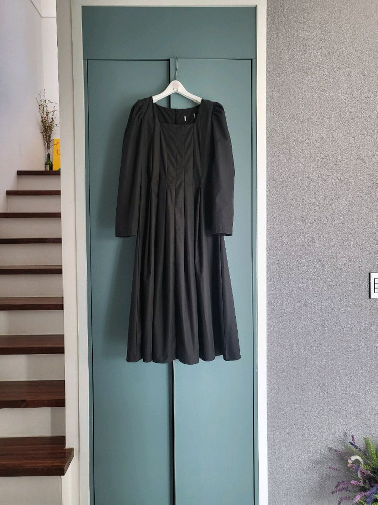 수입 티어드 블랙 롱원피스(반택포)--1