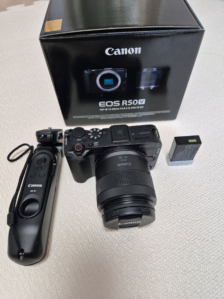 캐논 R50V + RF-S 14-30 pz 렌즈 KIT, RF 28mm f2.8 이미지