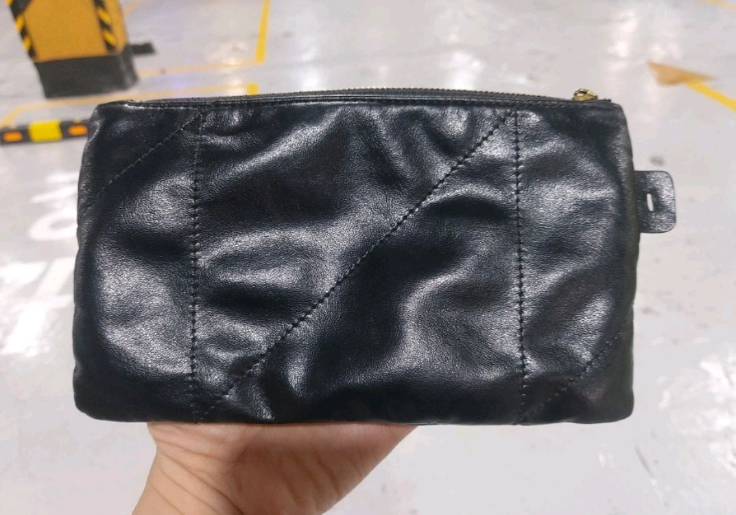 메이드인 이테리 생로랑 블랙 파우치 이미지