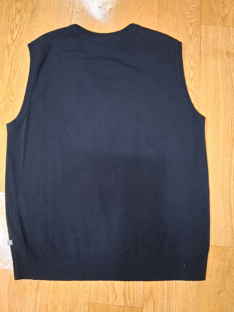 엘리트 니트조끼 남여공녀 필요하신 분들은 편하게 보세요 20000--1