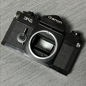 캐논 old f-1 부품용 바디