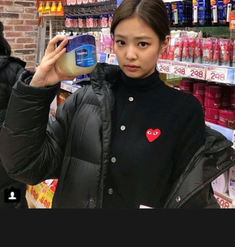 쿨거래시 23만택포! 미착용 새제품 정품 꼼데가르송 PLAY 레드하트 가디건 남여공용--9