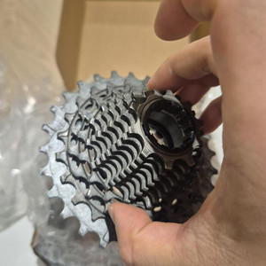 스램 레드 d1 28t 스프라켓, 체인 팝니다