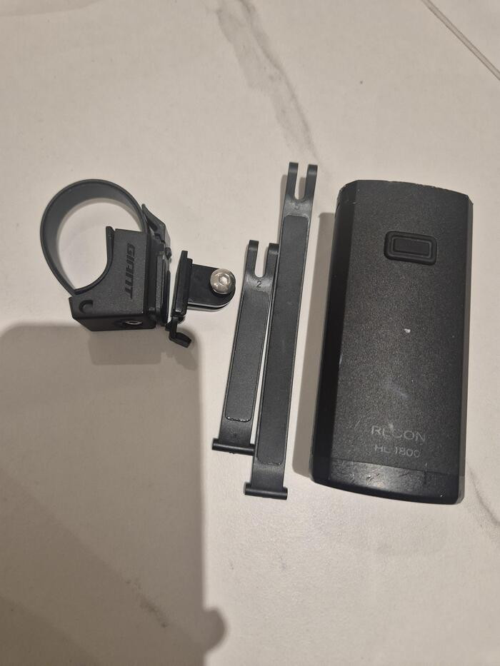 자이언트 리콘 1800 전조등 팝니다--4