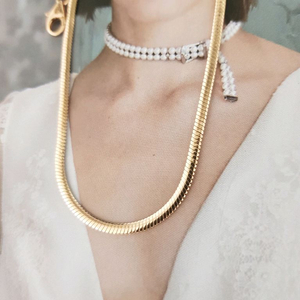 18k 뱀줄 목걸이. 짧은 목걸이 이미지