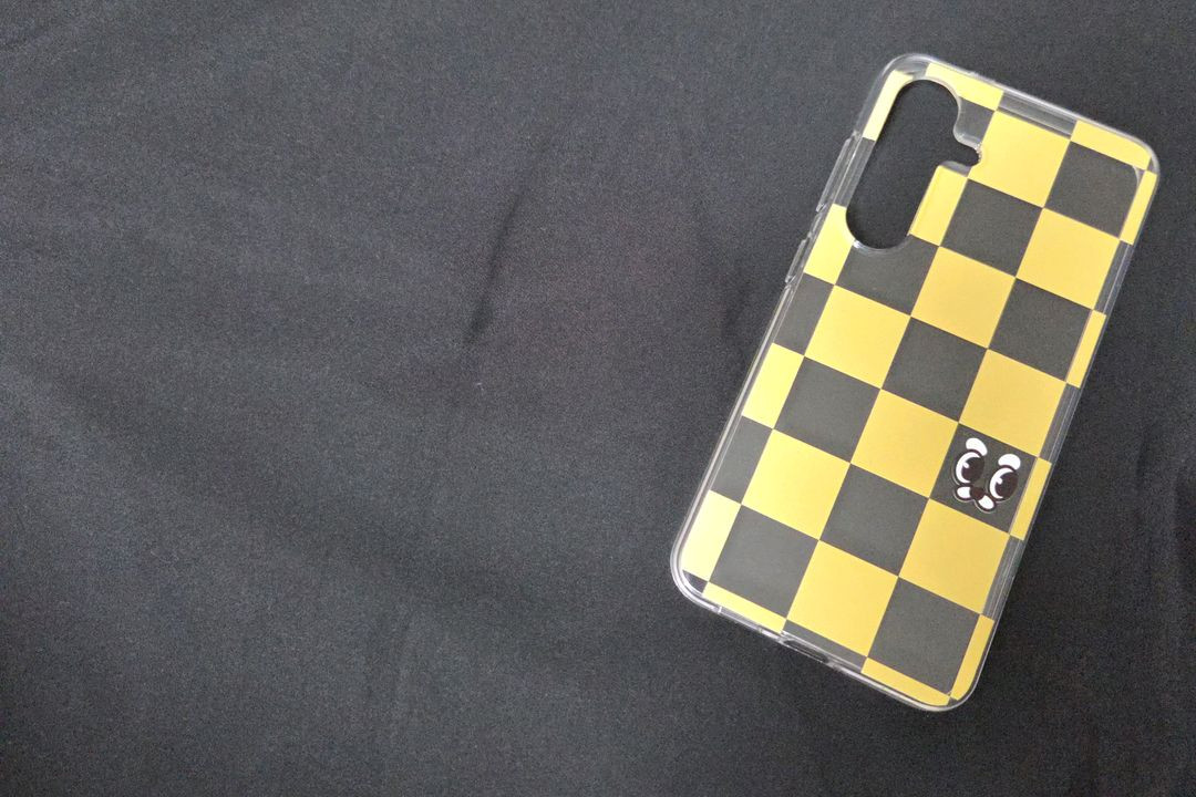 (새상품) 갤럭시S25 체크 체커보드 투명 젤리케이스--0