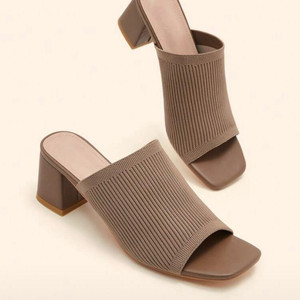 새상품 브라운 니트 힐 슬리퍼 235