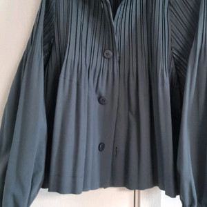 이세이미야케 플리츠플리즈 스무스 코트 차콜 3사이즈 새상품