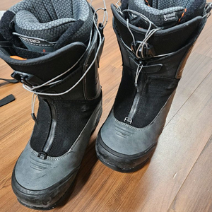 2425나이트로부츠 셀렉트(260)