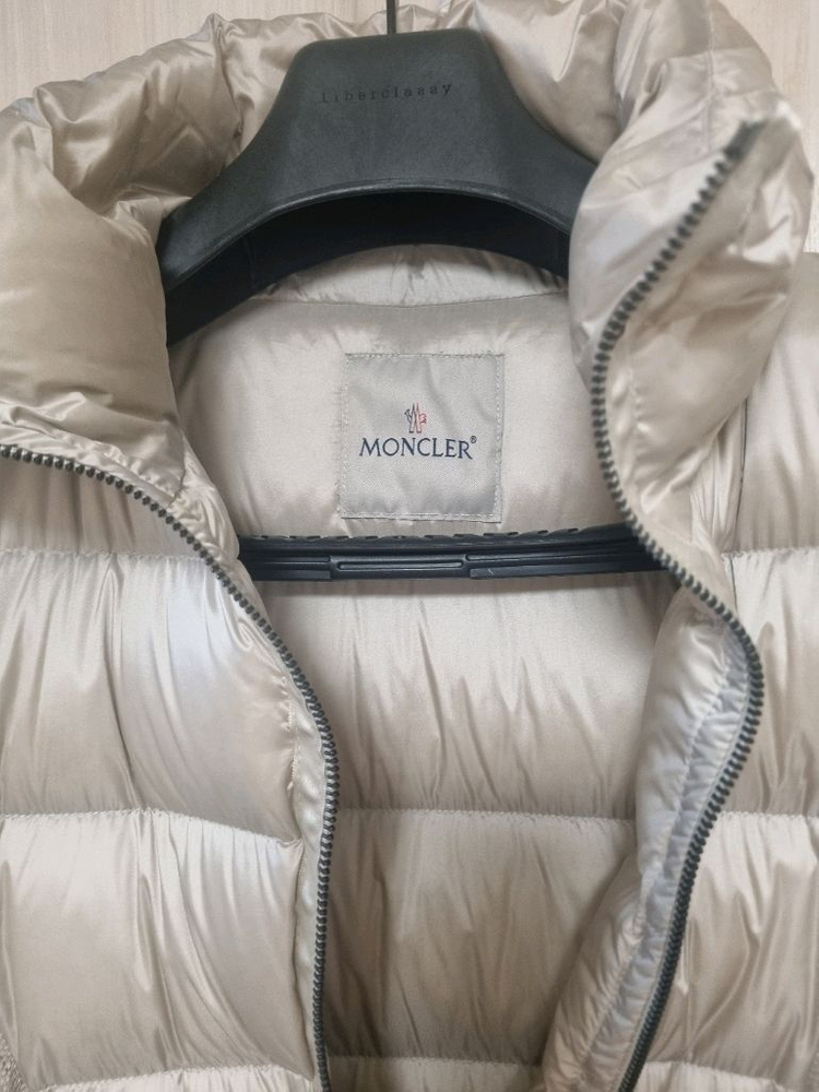 몽클레어 롱패딩--1