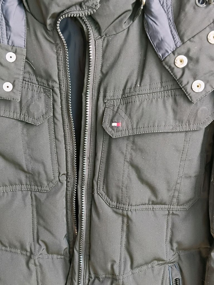 타미힐피거 블랙 다운패딩 95--1