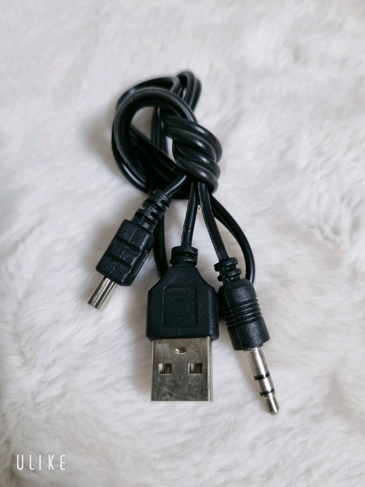 VIVOX 블랙 휴대용 미니 블루투스 스피커 CMK-40CBS 이미지