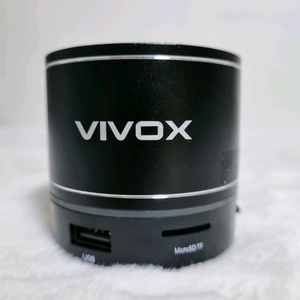 VIVOX 블랙 휴대용 미니 블루투스 스피커 CMK-40CBS 이미지