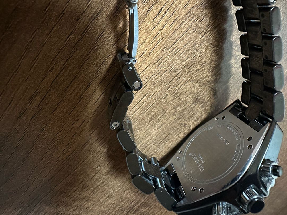 샤넬 세라믹 시계 검정색상 팝니다--4