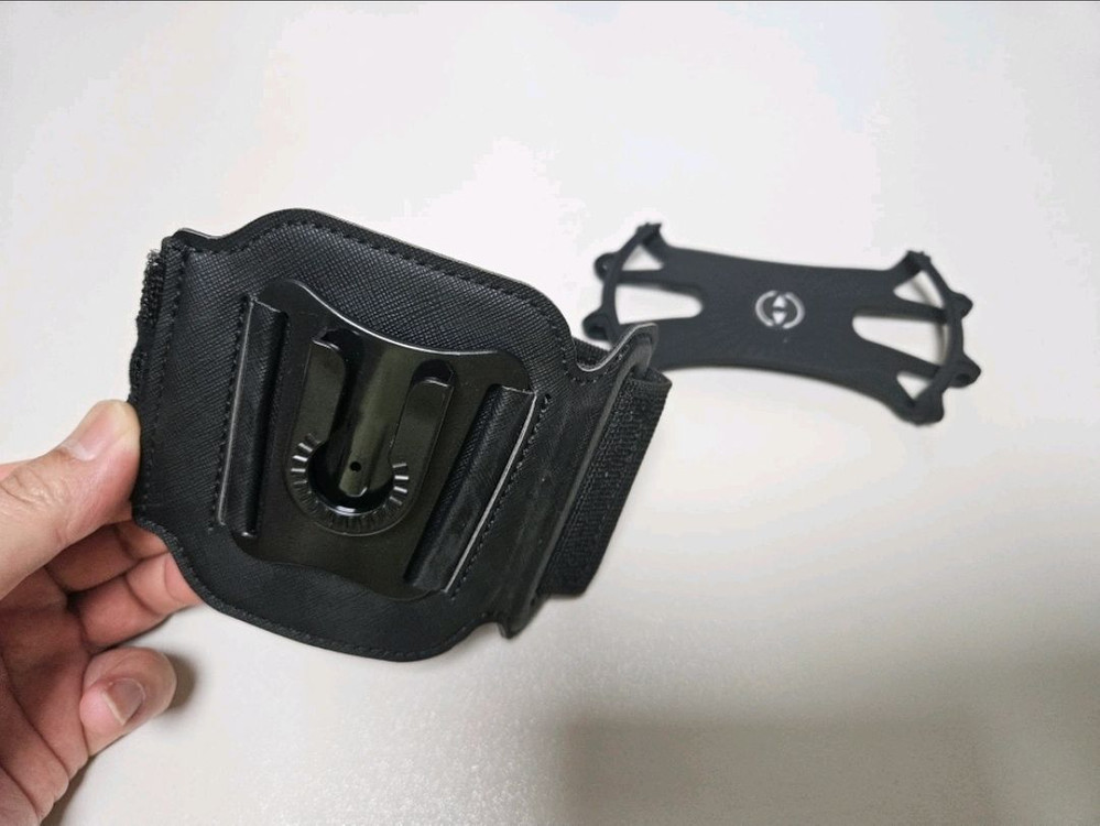 (새제품)휴대폰 암밴드1개/(새제품2개)네이키드벨트, 러닝벨트 힙색, 방수지퍼, 휴대 전화 주머니,형광1개 블랙1개 이미지