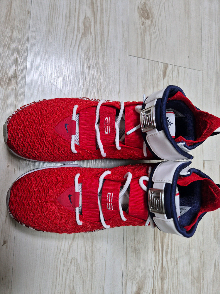 [A+급] 나이키 르브론 17 그래피티 레드--1