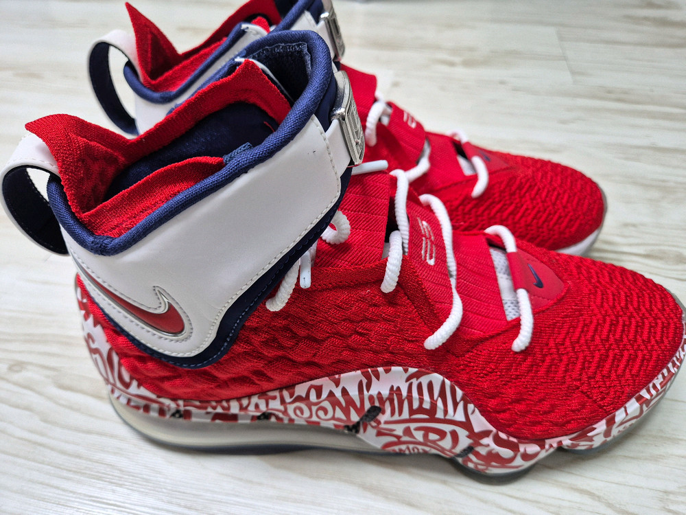 [A+급] 나이키 르브론 17 그래피티 레드--2