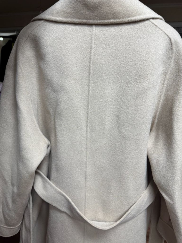 FLOWOOM 플로움 클래식 하이넥 핸드메이드 코트 베이지 새상품--8