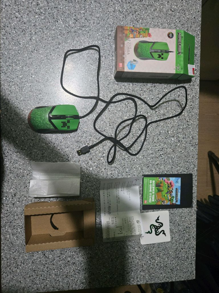 레이저코리아 코브라 마인크래프트 에디션 Razer Cobra Minecraft edition 판매합니다!--2