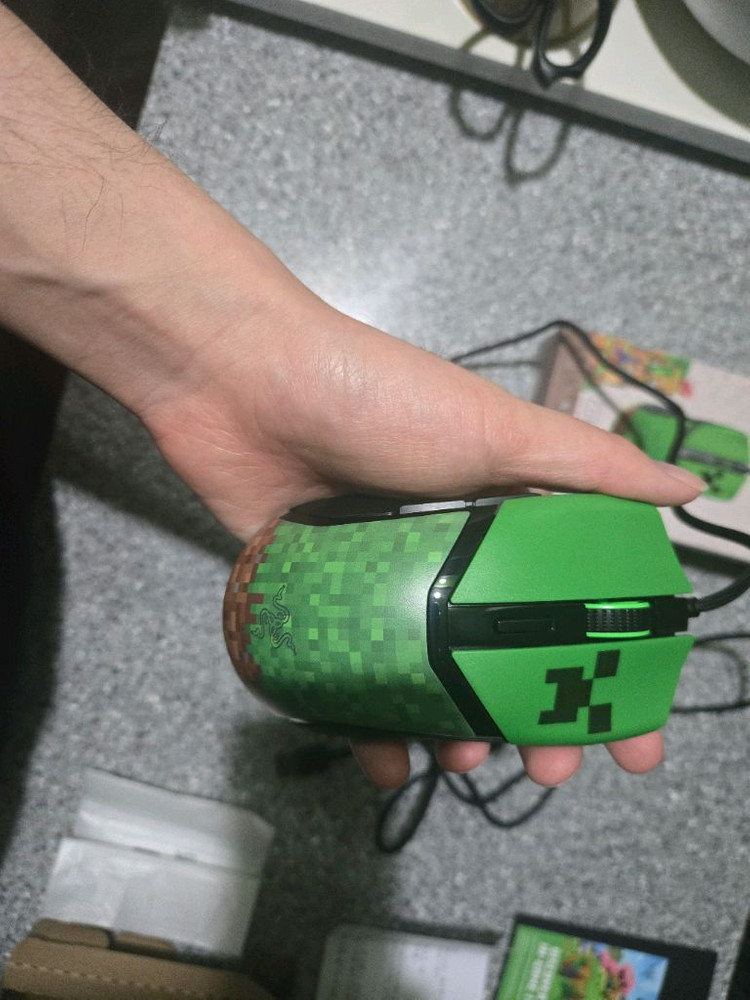레이저코리아 코브라 마인크래프트 에디션 Razer Cobra Minecraft edition 판매합니다!--3