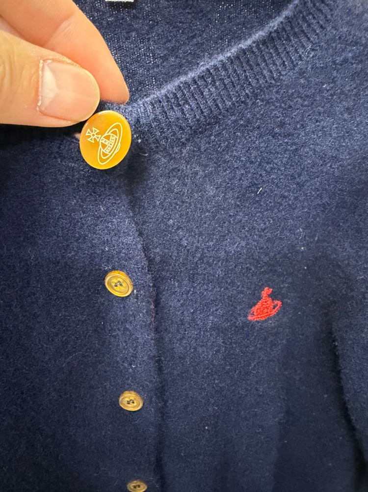 정품) 비비안웨스트우드 자수로고 네이비 가디건 1--3