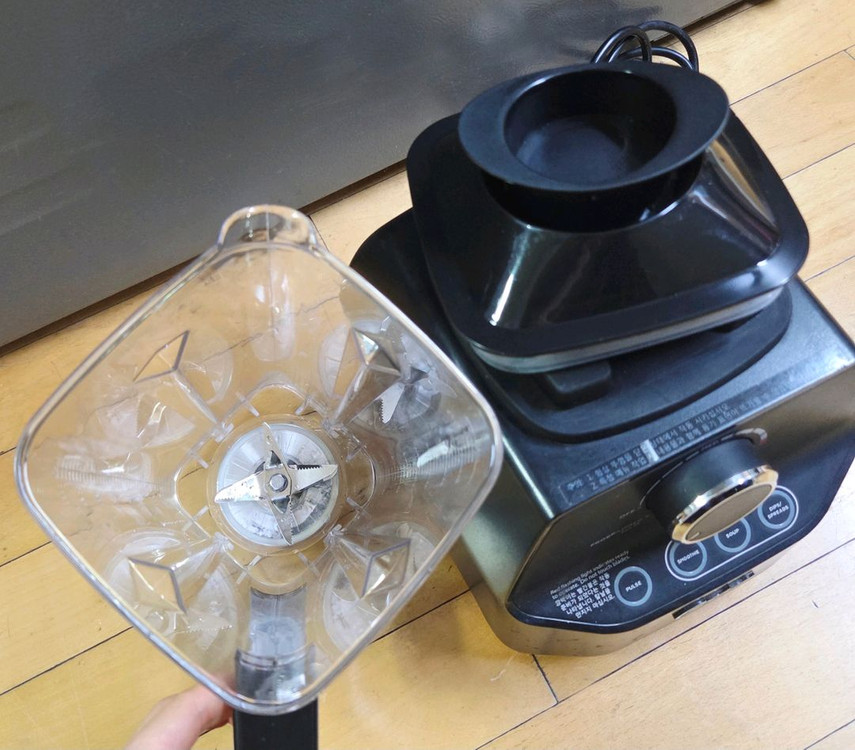 Oster Power Blender 2L 오스터 파워 믹서기 이미지