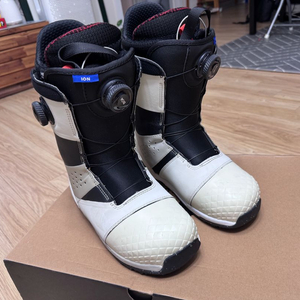 23 24 버튼 이온 스노우보드 부츠 265 사이즈