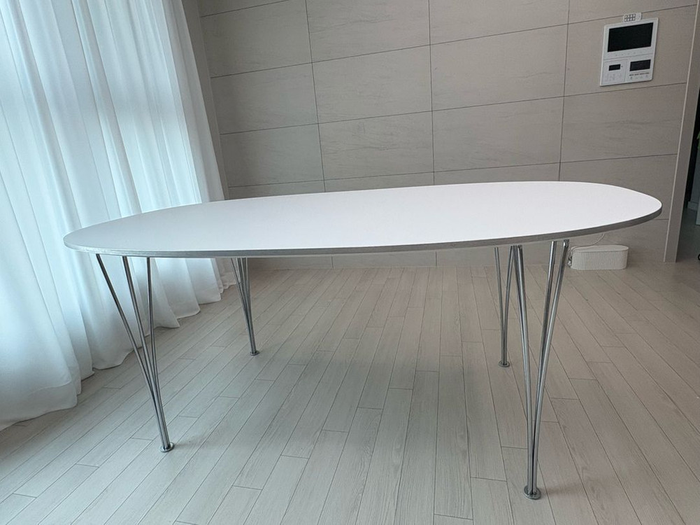 프리츠한센 테이블 170x100 이미지