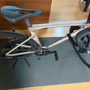 리파인드7 S 105 di2 로드 자전거 팝니다 이미지