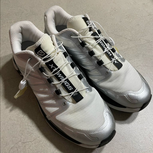 살로몬 XT-윙스 2 화이트 실버 메탈릭 260