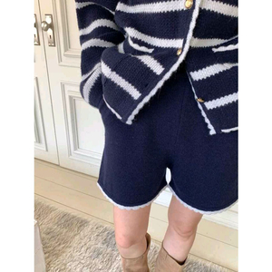 파운데이션 니트 반바지(새상품)