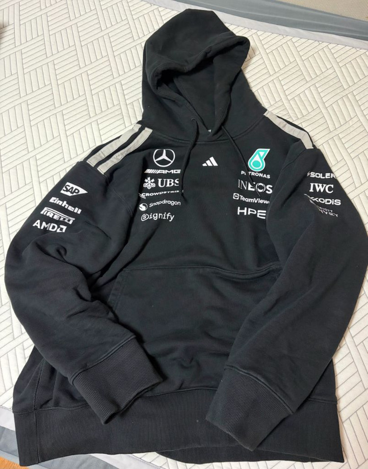 2026 메르세데스 AMG F1 후드티 XL 이미지