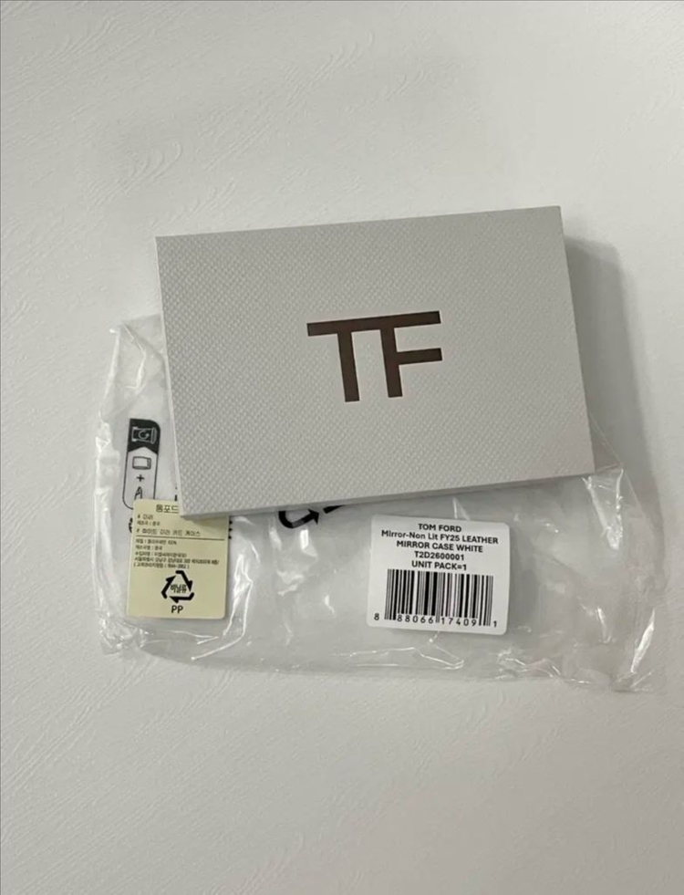 [새상품] 톰포드 뷰티 화이트 미러 카드 케이스 거울 손거울 미러 이미지
