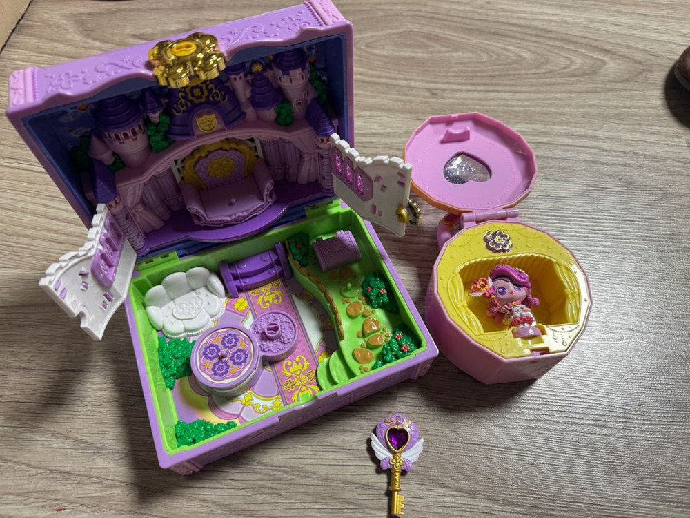 행운핑하우스+행운핑피규어--2